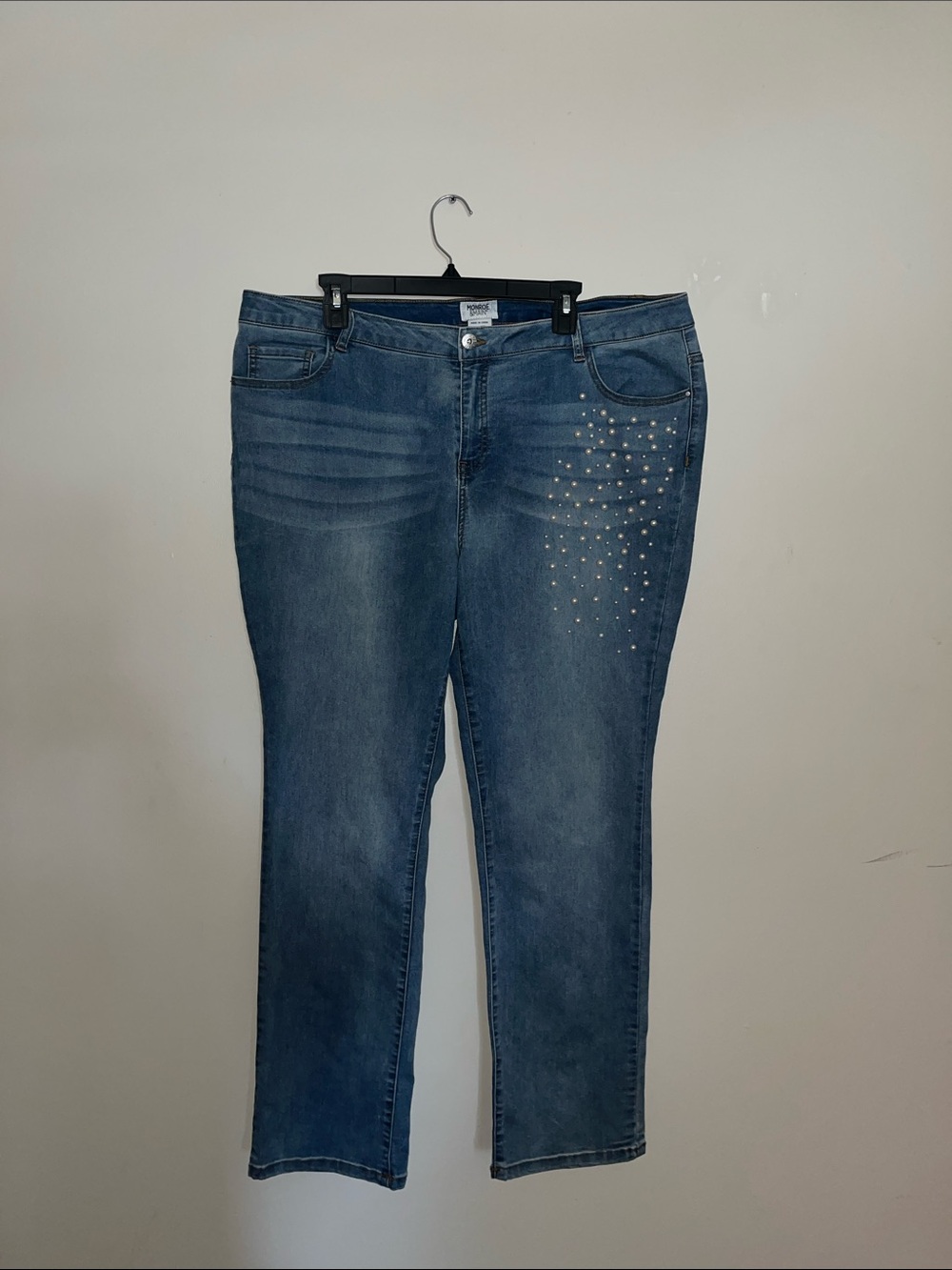 Monroe & Main Blue Straight-Leg Jeans with Stud Accents Sz 18W embellished casua